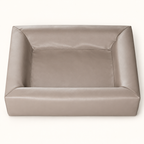 Bia Bed Hondenmand Original Taupe Kunstleer Handgemaakt Zweden